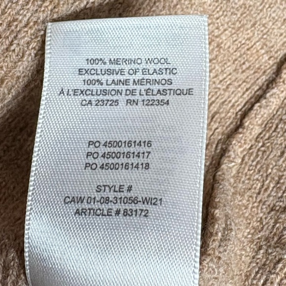 Aritzia - Babaton Sweater - Picture 8 of 8